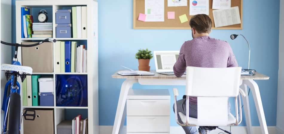 Vale a pena implantar home office no seu escritório?