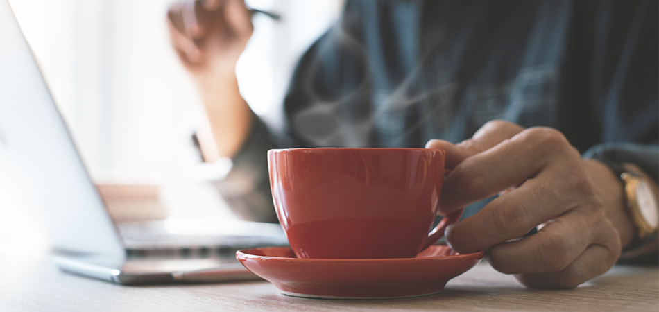 Como o café pode aumentar a produtividade nas empresas